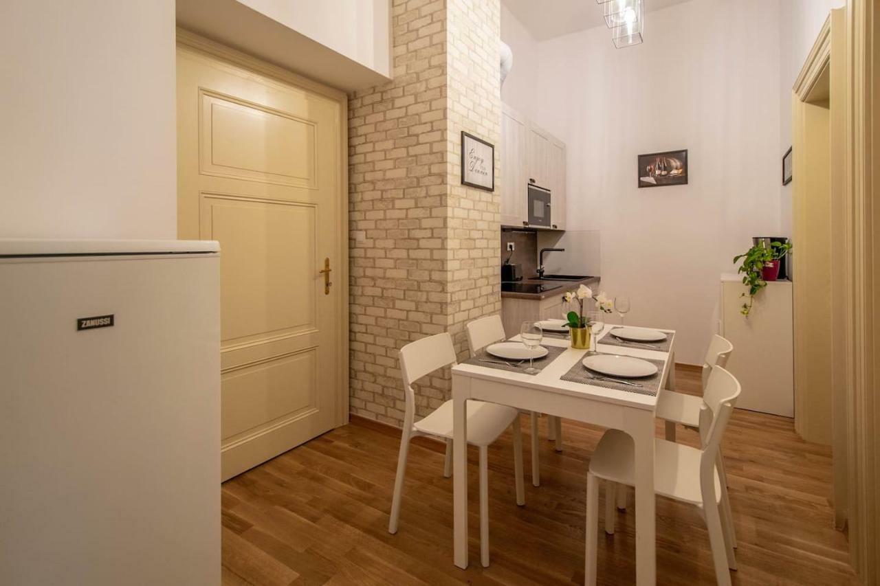 Design 3Bdr Apartment In Residence, Free Parking Prag Exterior foto
