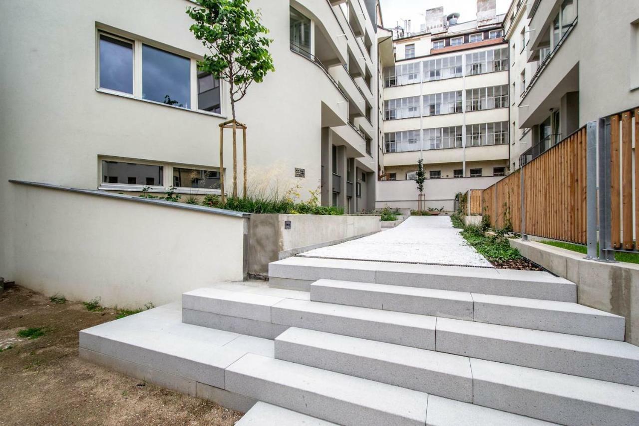 Design 3Bdr Apartment In Residence, Free Parking Prag Exterior foto
